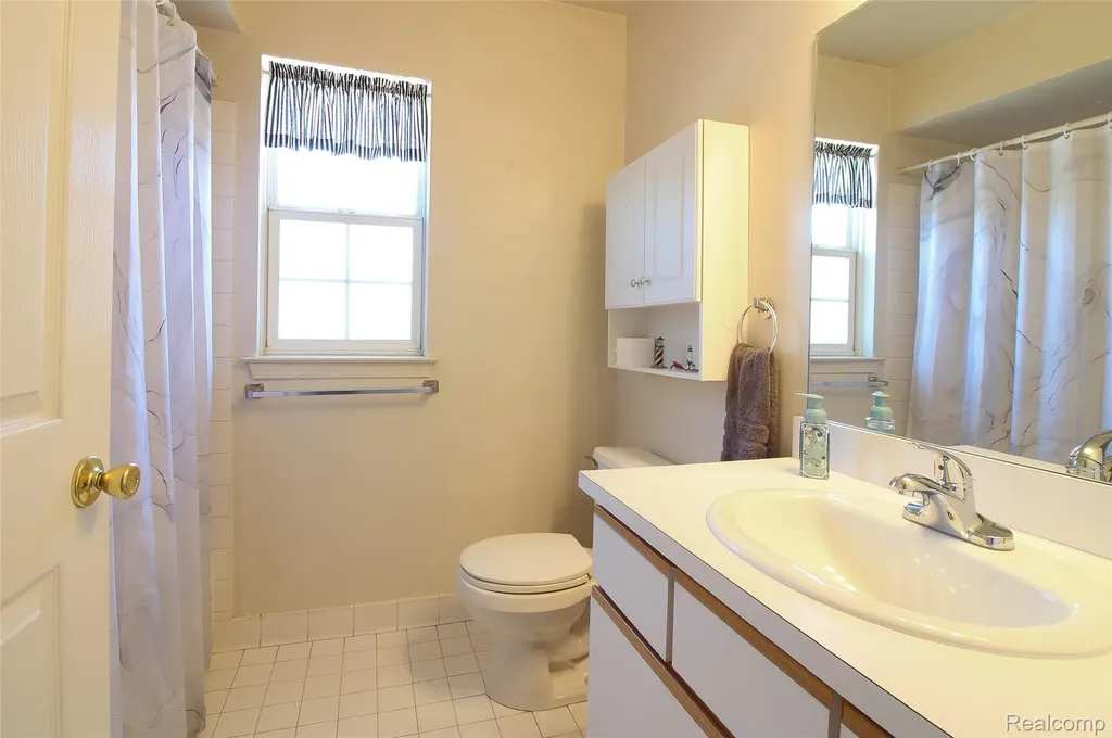 56501 Chesapeake Trail Shelby Charter Township MI 48316