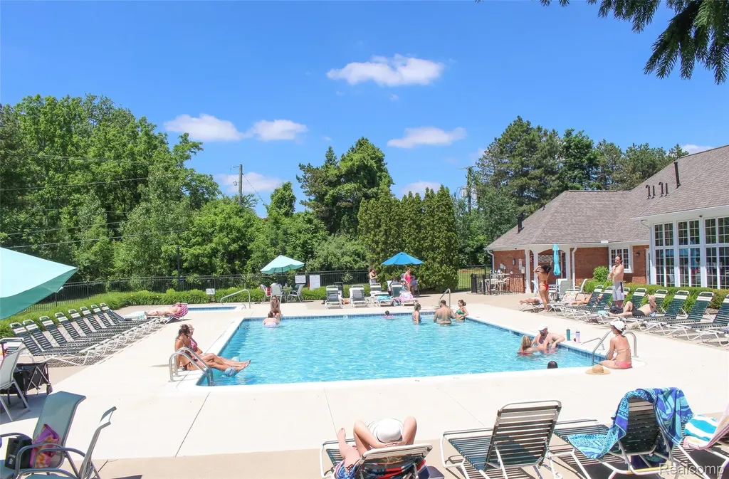 56501 Chesapeake Trail Shelby Charter Township MI 48316