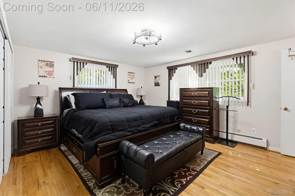 36521 Gloucester Drive Clinton Charter Township MI 48035