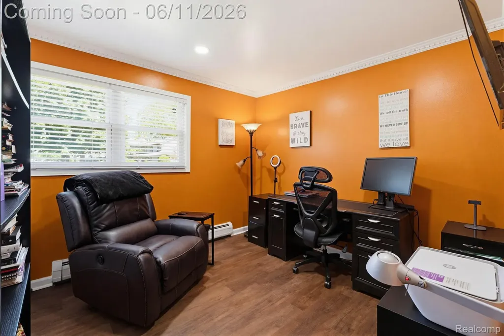 36521 Gloucester Drive Clinton Charter Township MI 48035