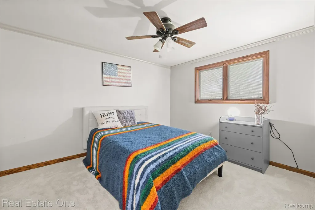 4931 Calvert Drive Troy City MI 48085