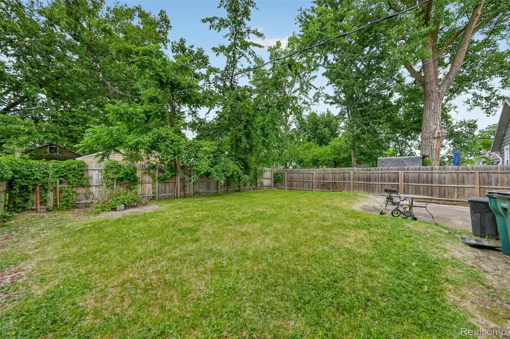 1529 Silman Street Ferndale City MI 48220