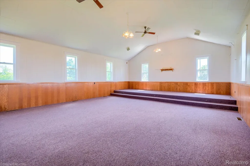 3909 S Van Dyke Road Marlette City MI 48453