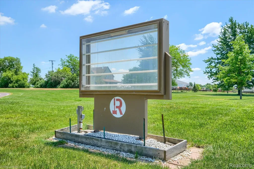 3909 S Van Dyke Road Marlette City MI 48453