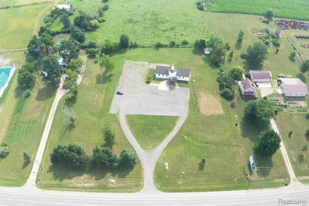 3909 S Van Dyke Road Marlette City MI 48453