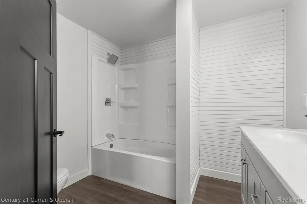 4296 Burgess Road Putnam Township MI 48169