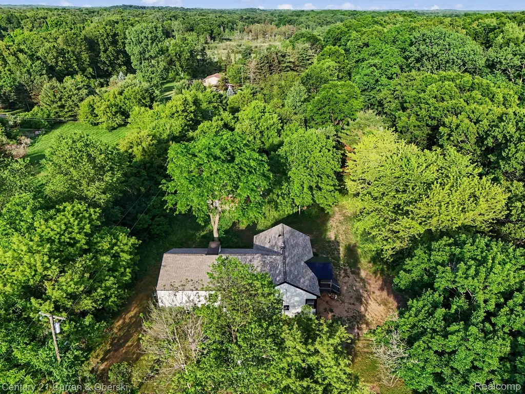 4296 Burgess Road Putnam Township MI 48169