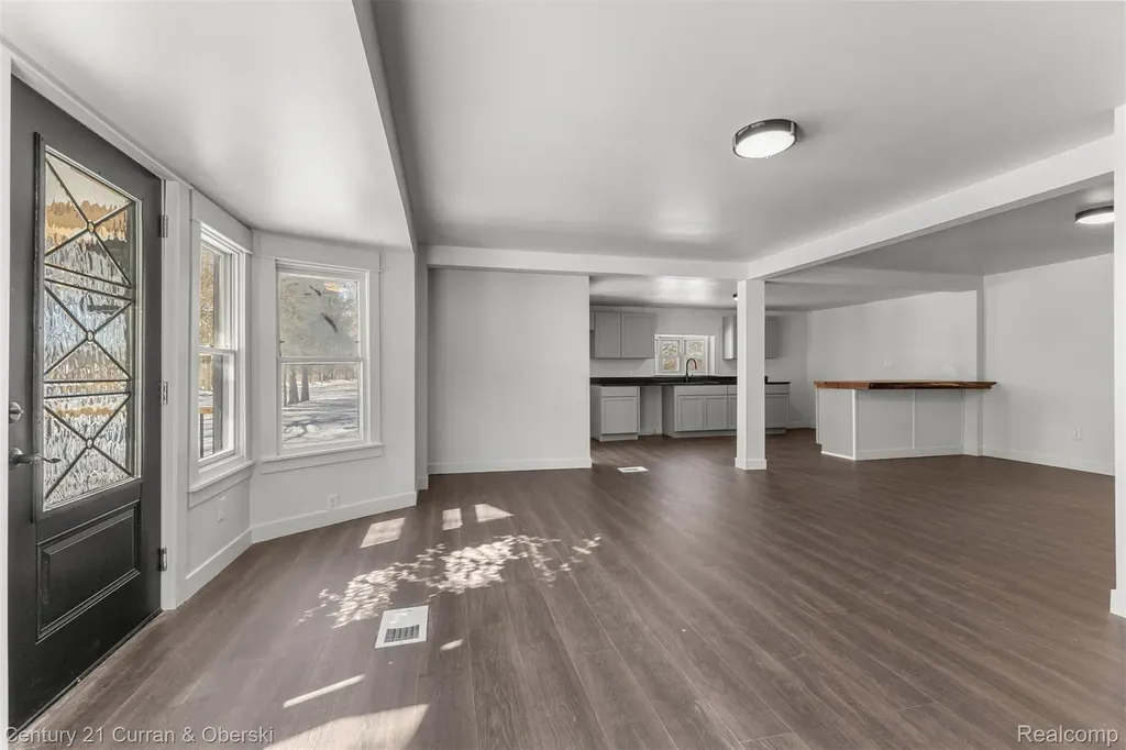 4296 Burgess Road Putnam Township MI 48169