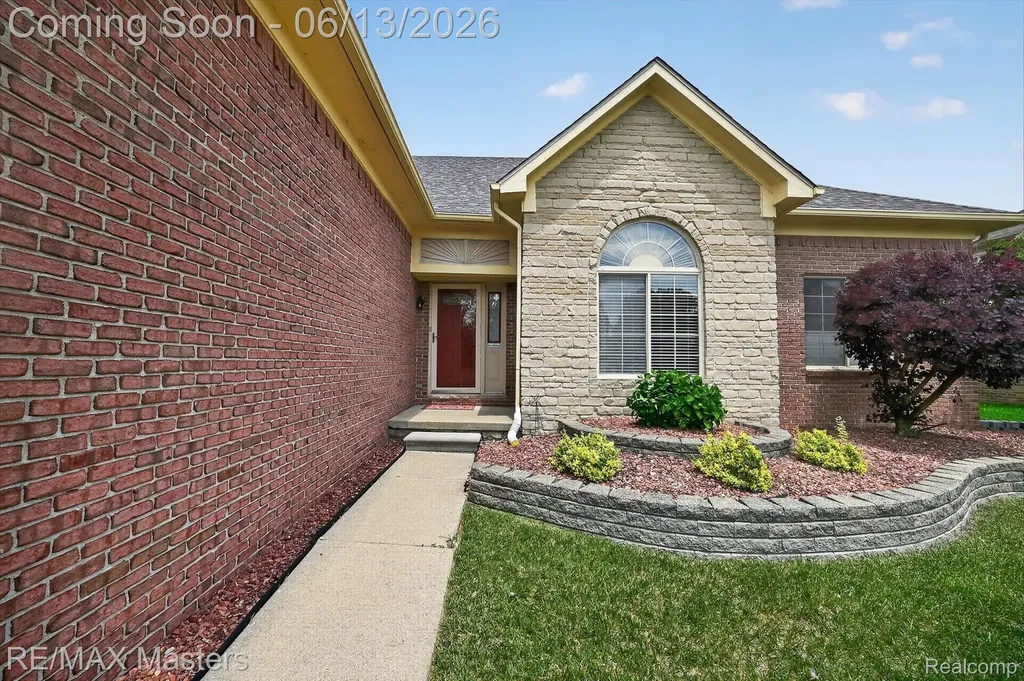 28817 Sugar Island Court Gibraltar City MI 48173