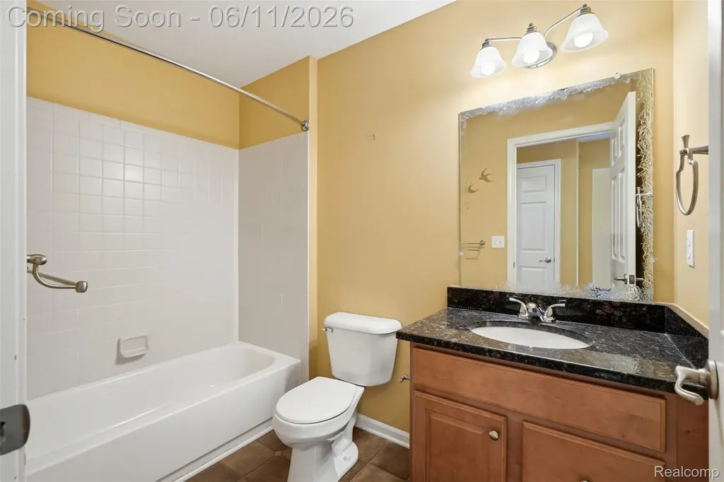 28101 Tremonte Drive Lyon Charter Township MI 48165