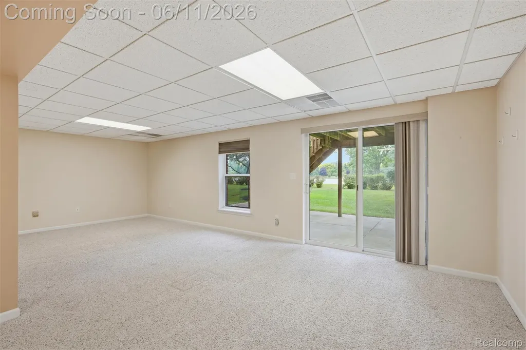 28101 Tremonte Drive Lyon Charter Township MI 48165