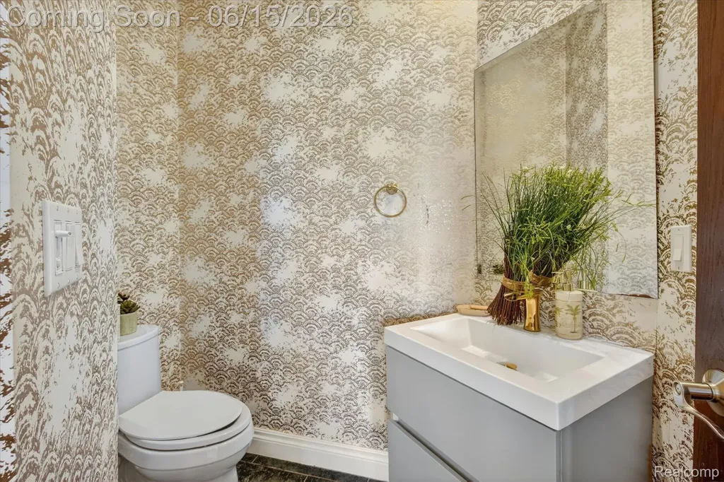 126 Baldwin Avenue Royal Oak City MI 48067
