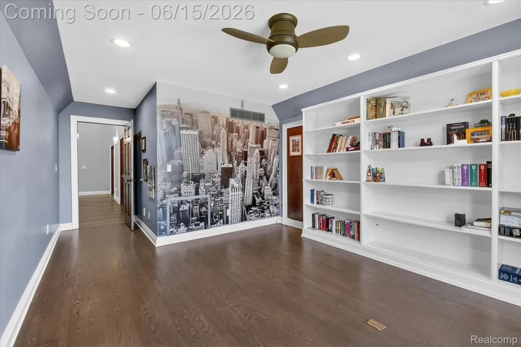 126 Baldwin Avenue Royal Oak City MI 48067