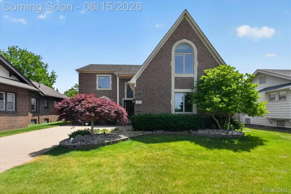 126 Baldwin Avenue Royal Oak City MI 48067