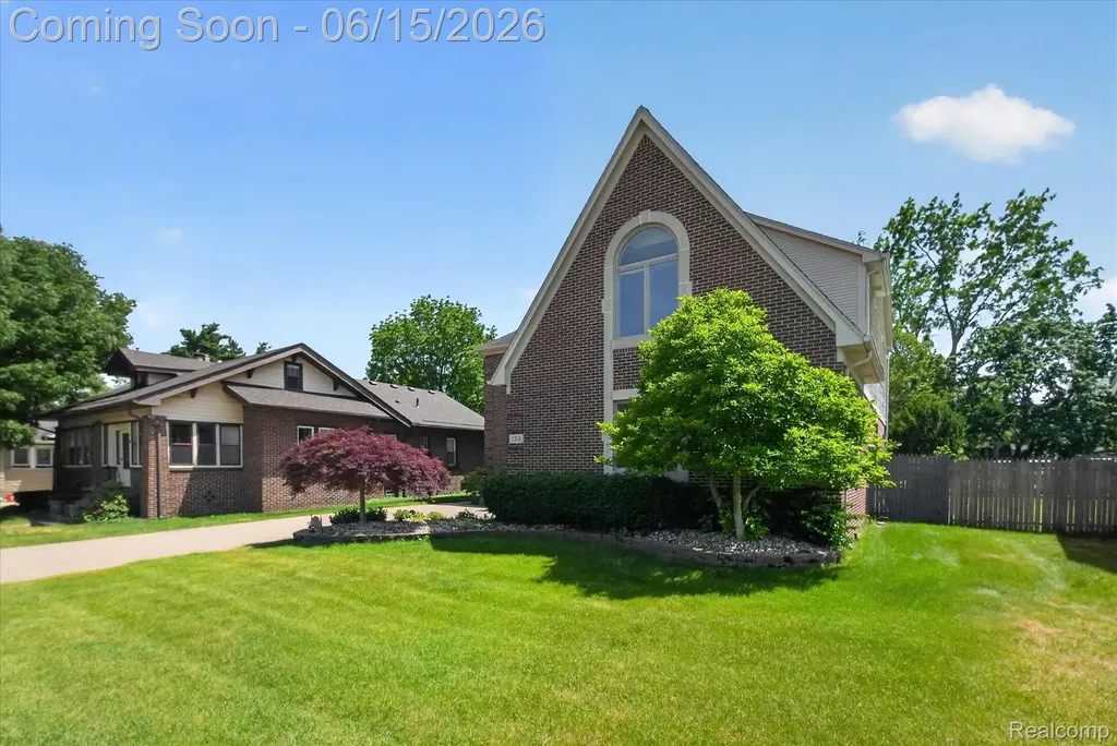 126 Baldwin Avenue Royal Oak City MI 48067