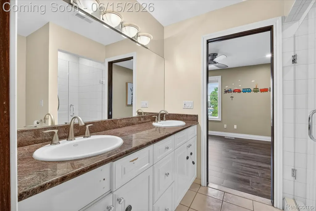 126 Baldwin Avenue Royal Oak City MI 48067
