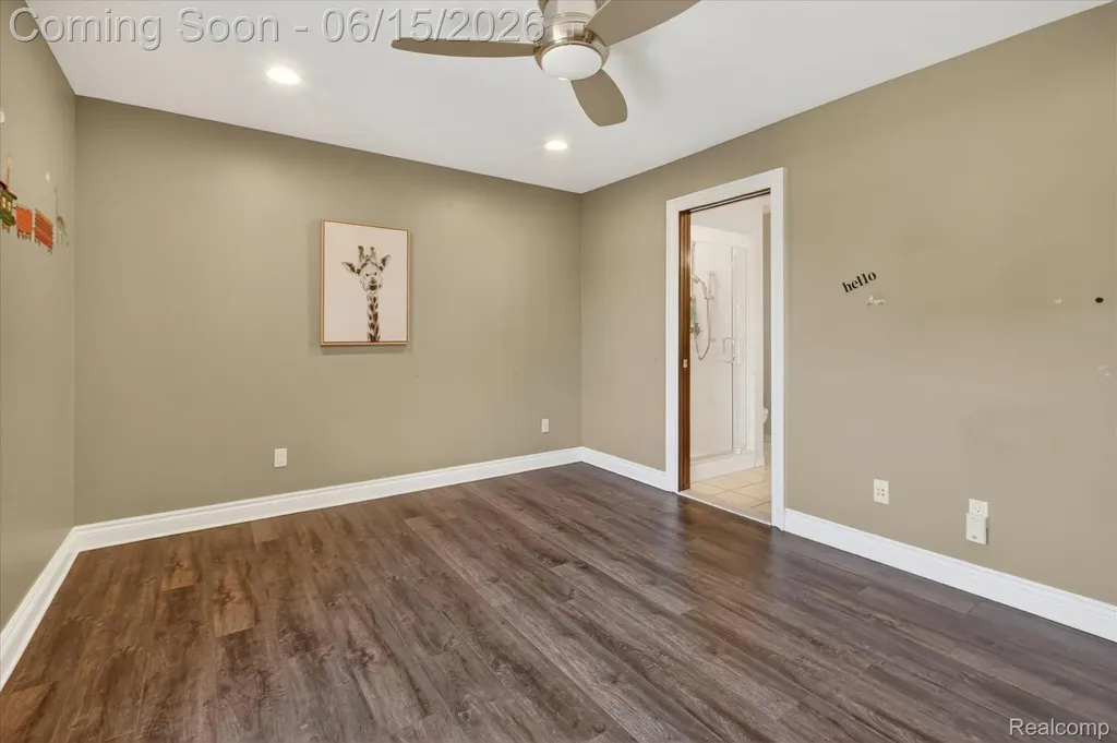 126 Baldwin Avenue Royal Oak City MI 48067