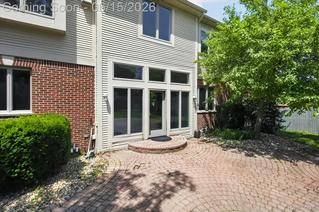 126 Baldwin Avenue Royal Oak City MI 48067