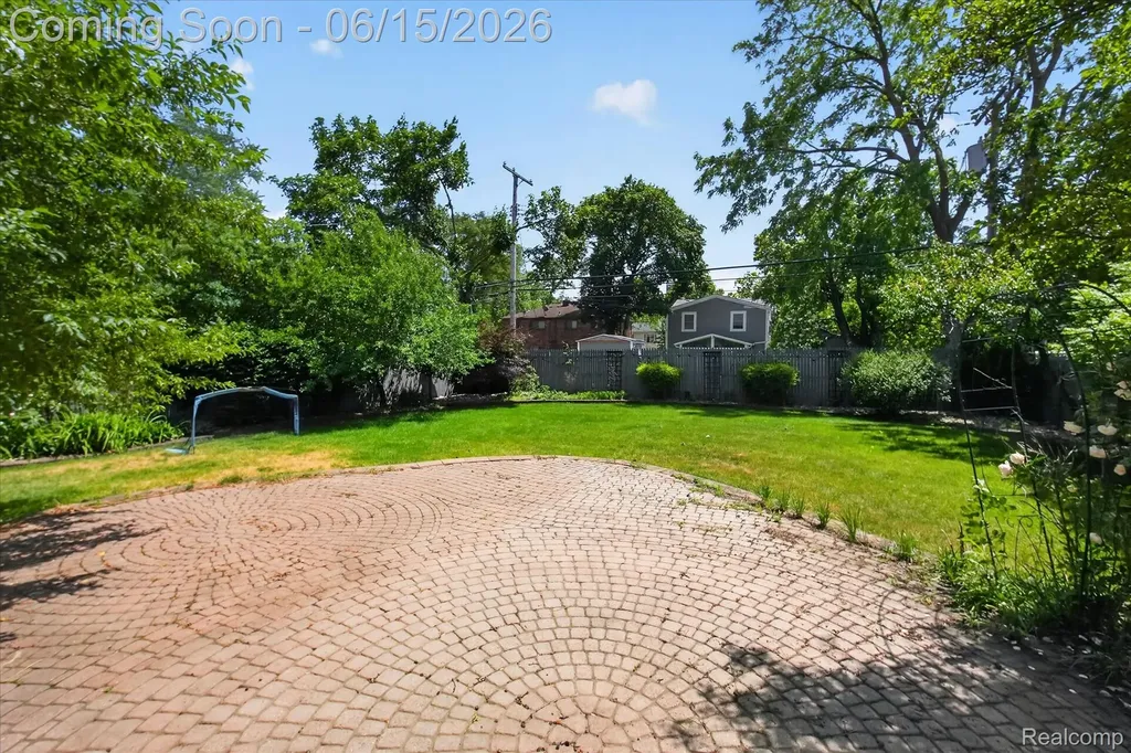 126 Baldwin Avenue Royal Oak City MI 48067