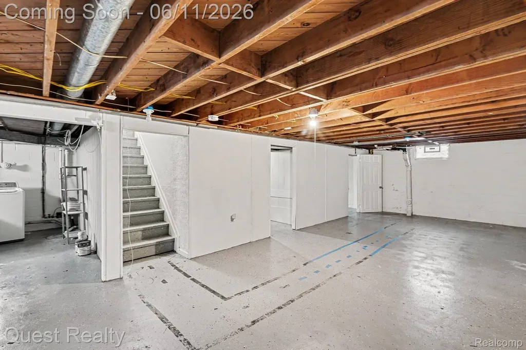 6736 Cloverton Drive Waterford Charter Township MI 48329