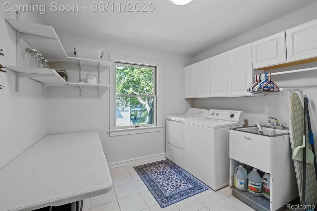 1154 Lake Valley Drive Fenton Charter Township MI 48430