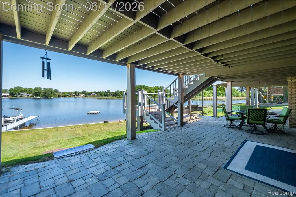 1154 Lake Valley Drive Fenton Charter Township MI 48430