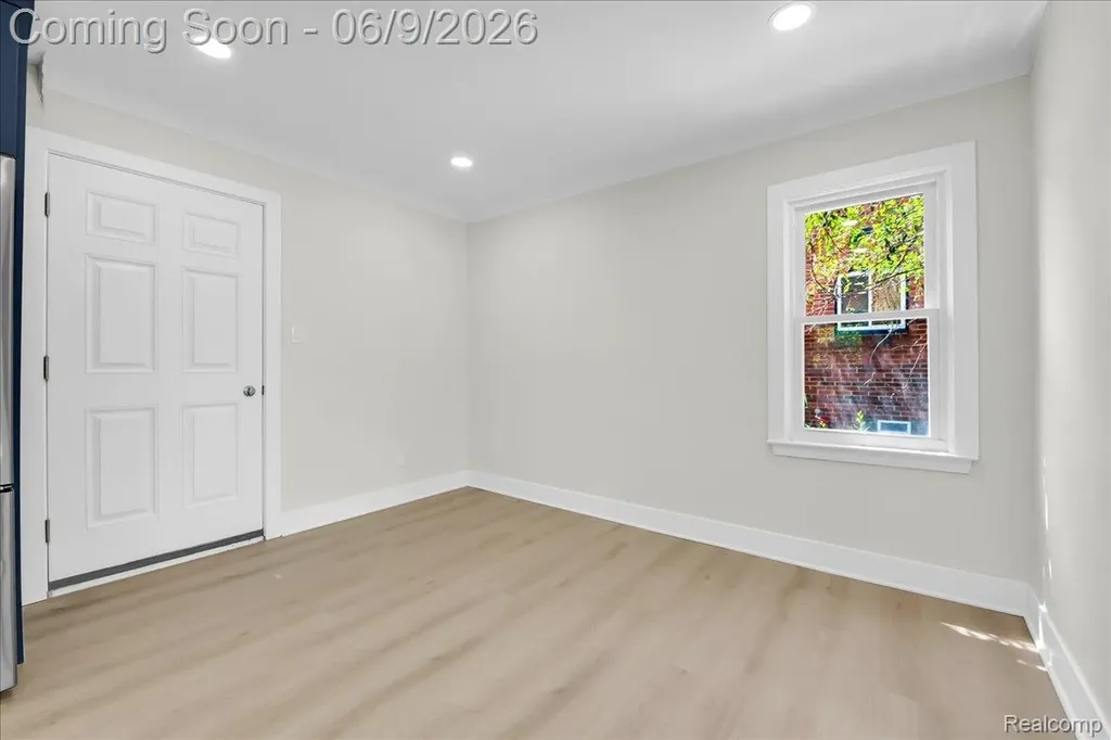 16904 Pierson Street Detroit City MI 48219
