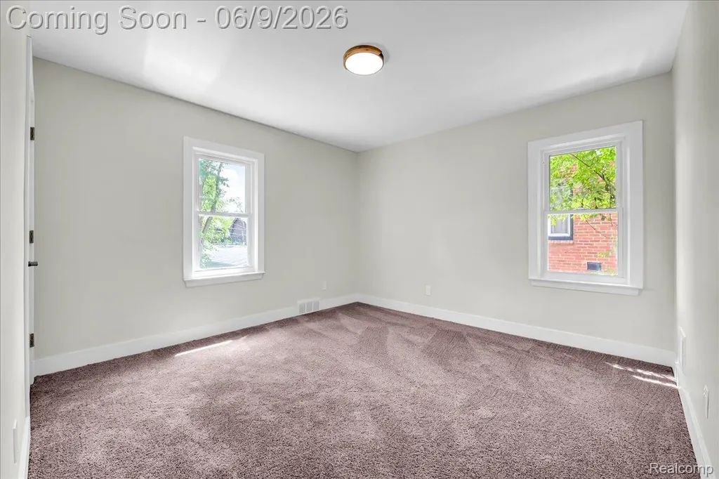 16904 Pierson Street Detroit City MI 48219