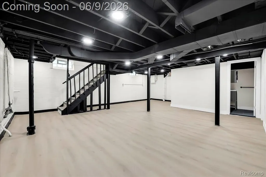 16904 Pierson Street Detroit City MI 48219