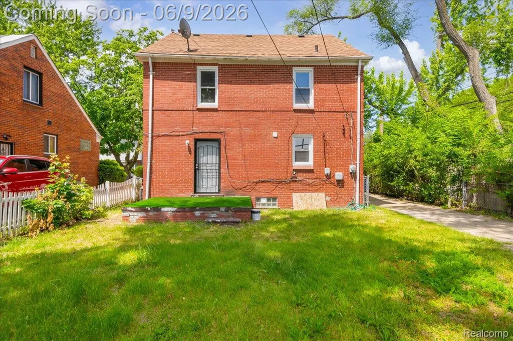 16904 Pierson Street Detroit City MI 48219