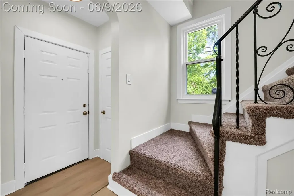 16904 Pierson Street Detroit City MI 48219