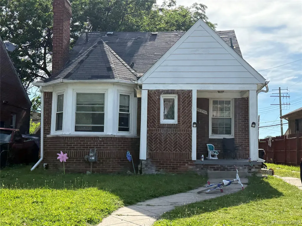 19136 Tracey Street Detroit City MI 48235