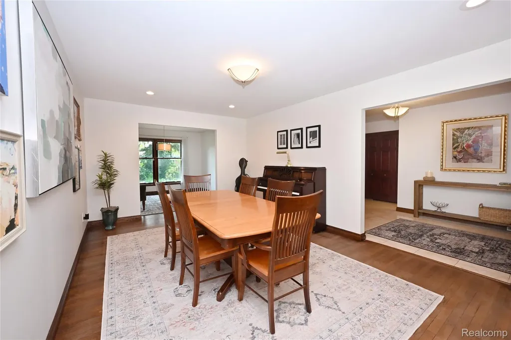 3798 Ledge Drive Troy City MI 48084