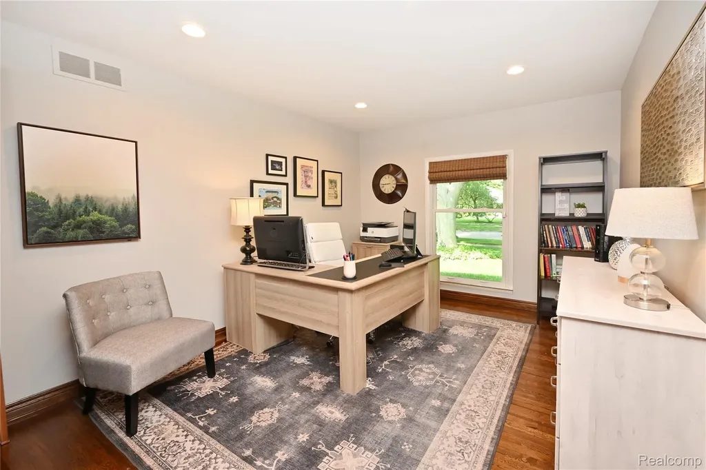 3798 Ledge Drive Troy City MI 48084