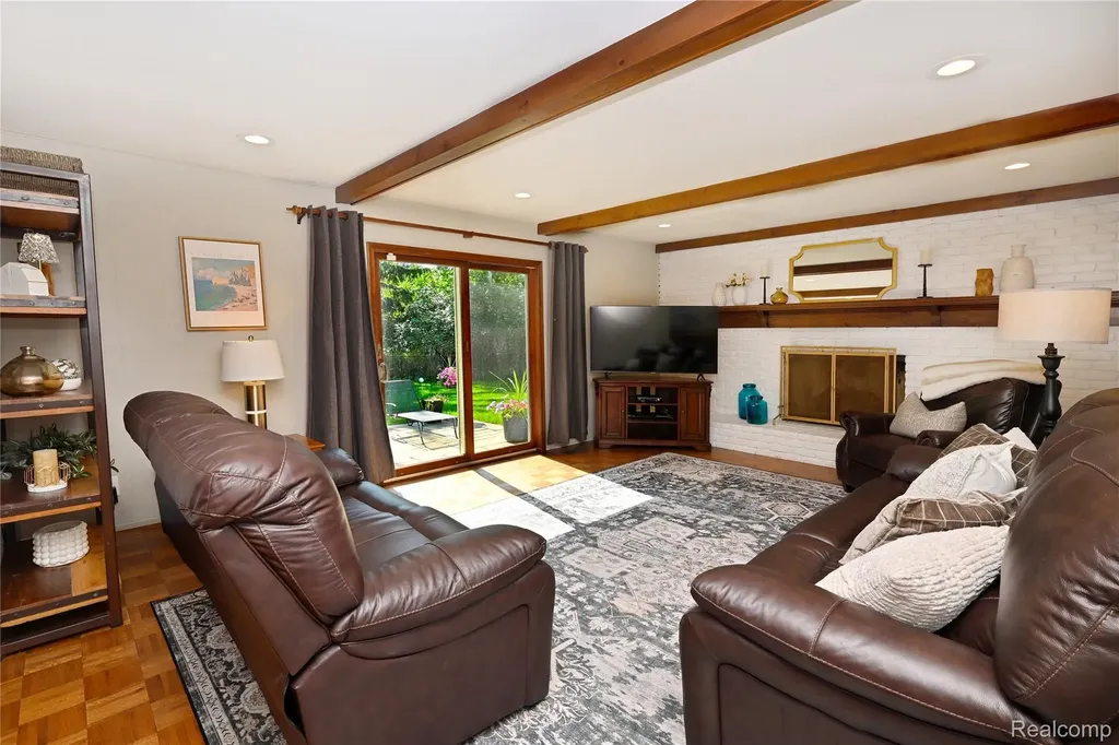 3798 Ledge Drive Troy City MI 48084