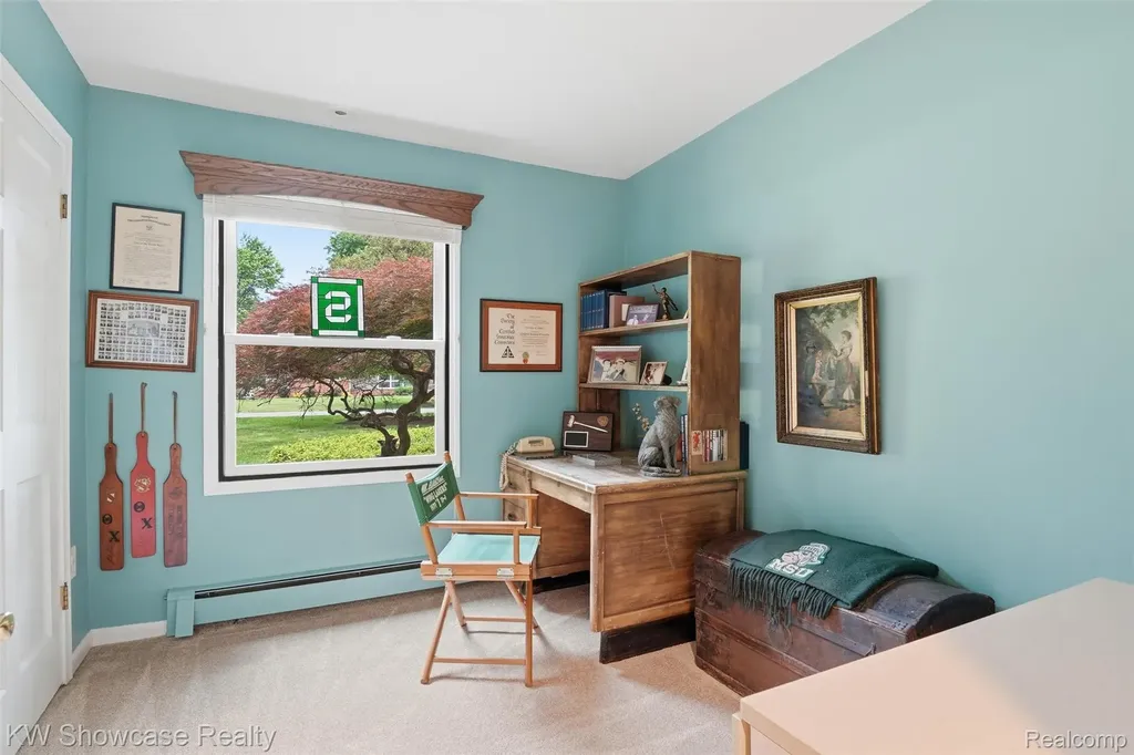 27221 Apple Tree Lane Franklin Village MI 48025