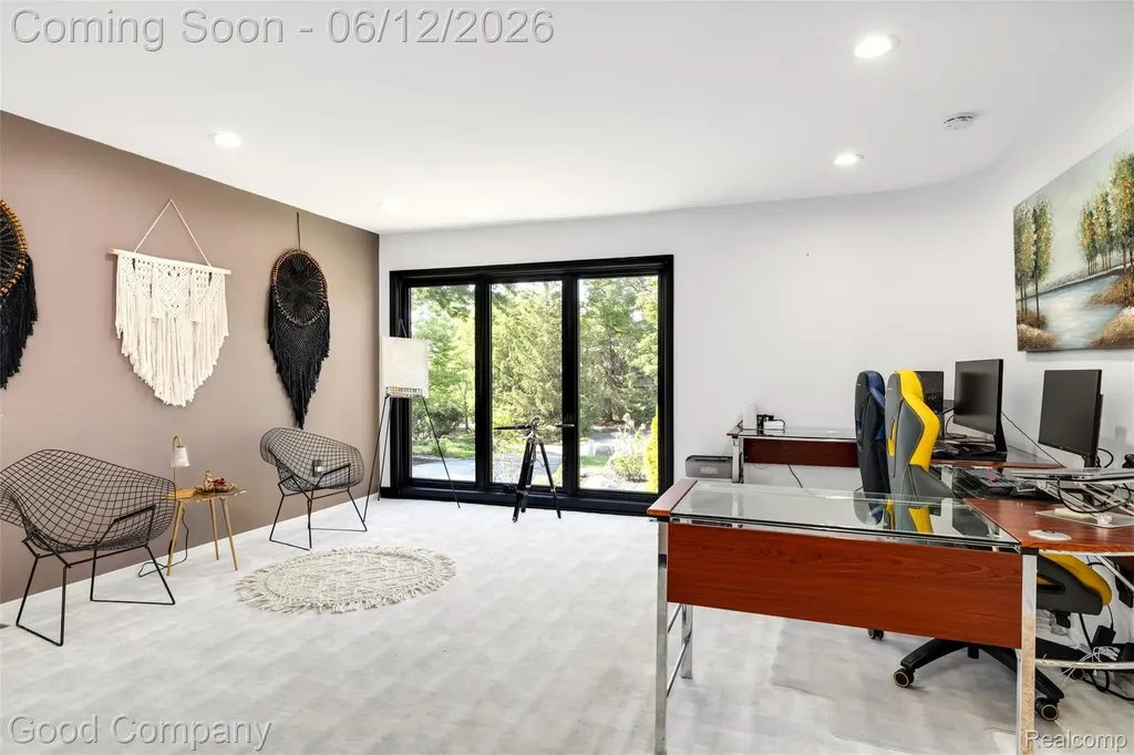 3176 Chambord Drive West Bloomfield Charter Township MI 48323