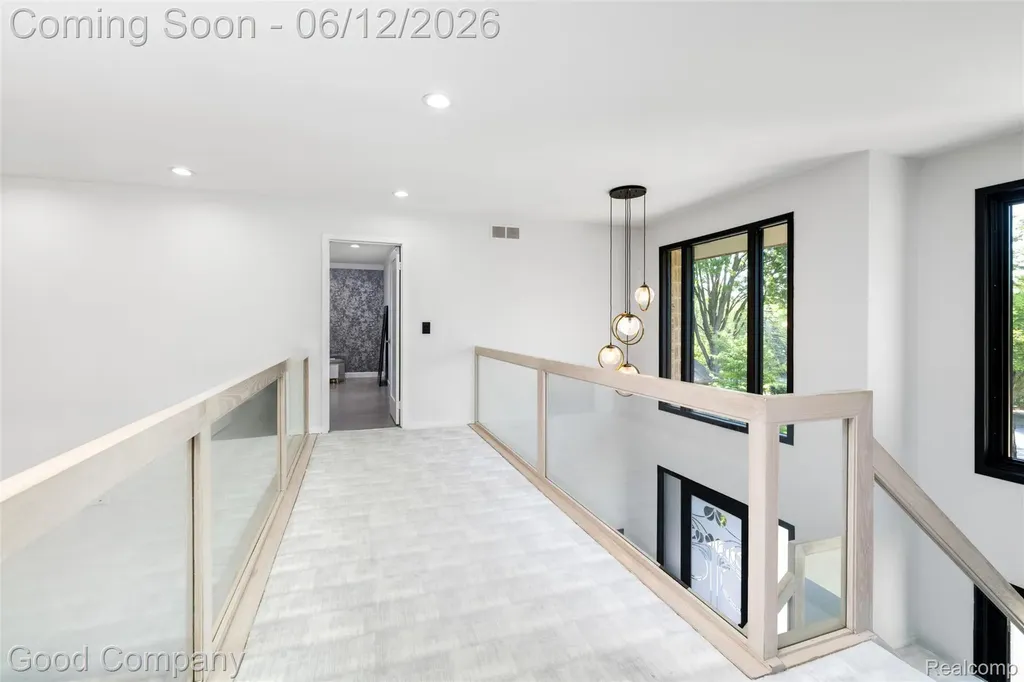 3176 Chambord Drive West Bloomfield Charter Township MI 48323