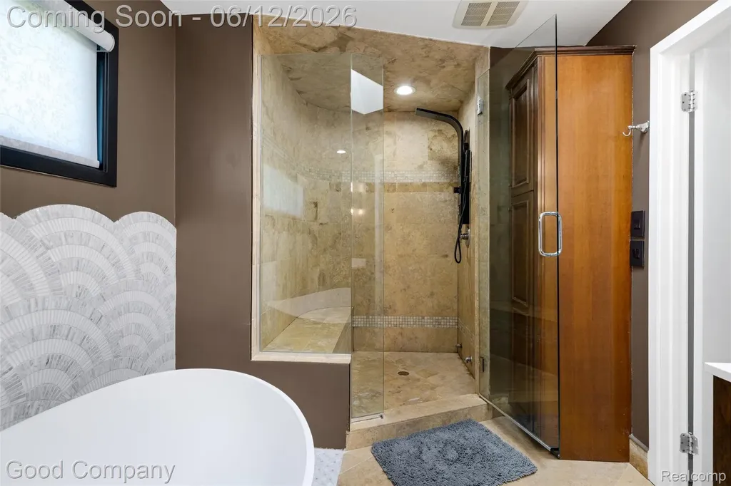 3176 Chambord Drive West Bloomfield Charter Township MI 48323