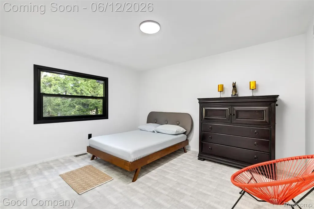 3176 Chambord Drive West Bloomfield Charter Township MI 48323