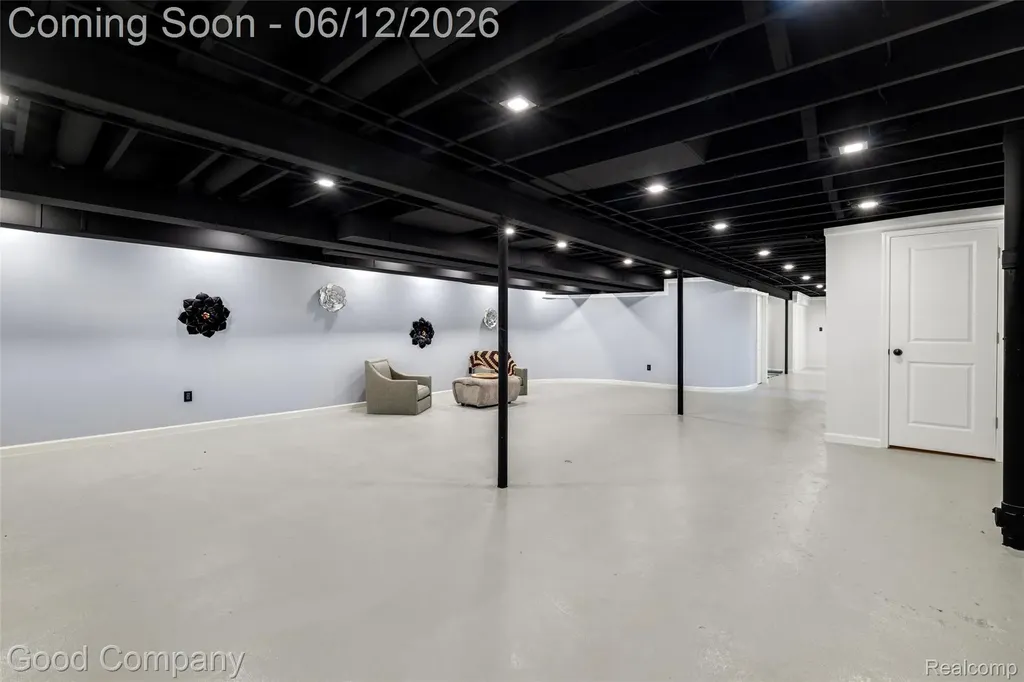 3176 Chambord Drive West Bloomfield Charter Township MI 48323