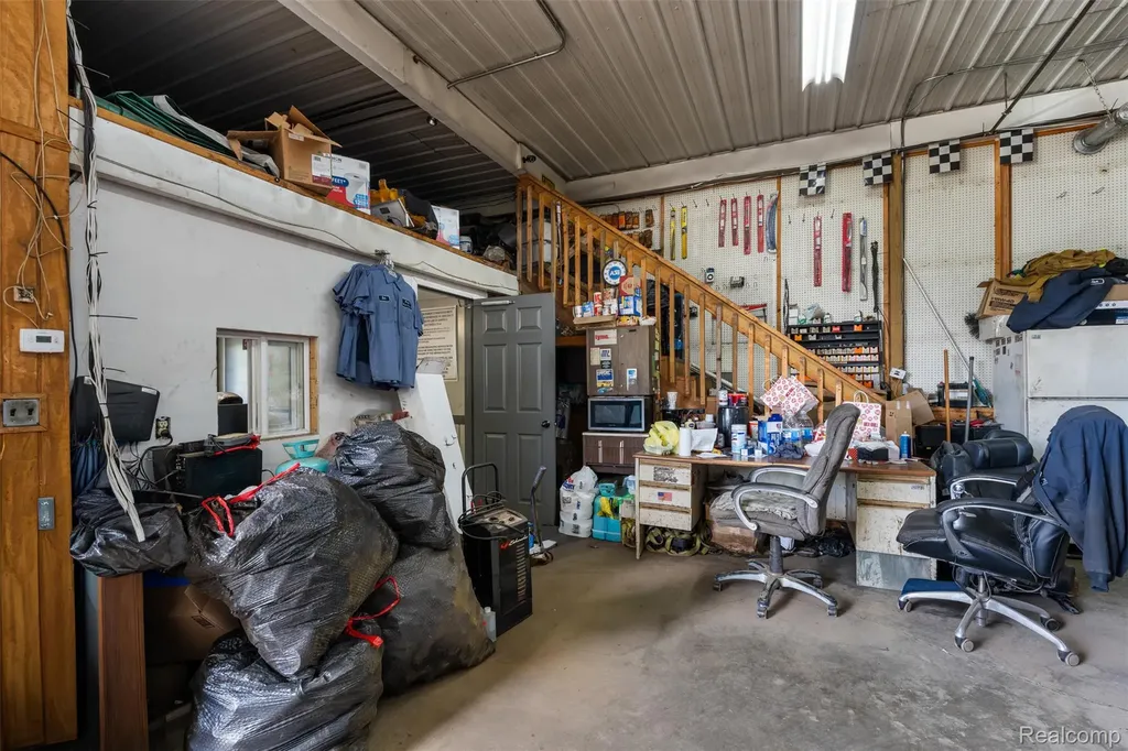 4114 E Michigan Avenue Leoni Township MI 49202