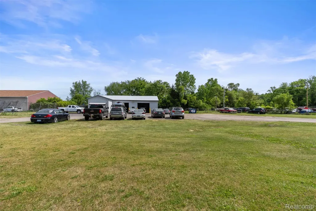 4114 E Michigan Avenue Leoni Township MI 49202