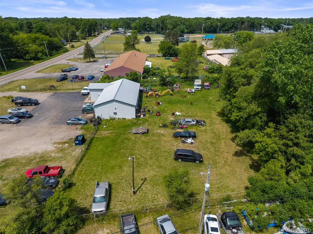 4114 E Michigan Avenue Leoni Township MI 49202