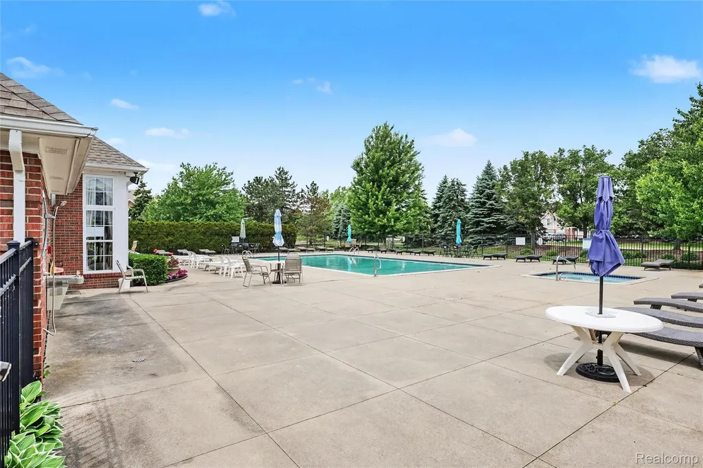 16440 Dominion Drive Macomb Township MI 48044