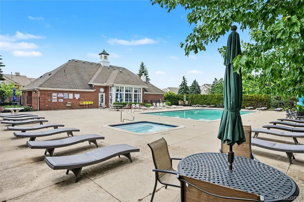 16440 Dominion Drive Macomb Township MI 48044