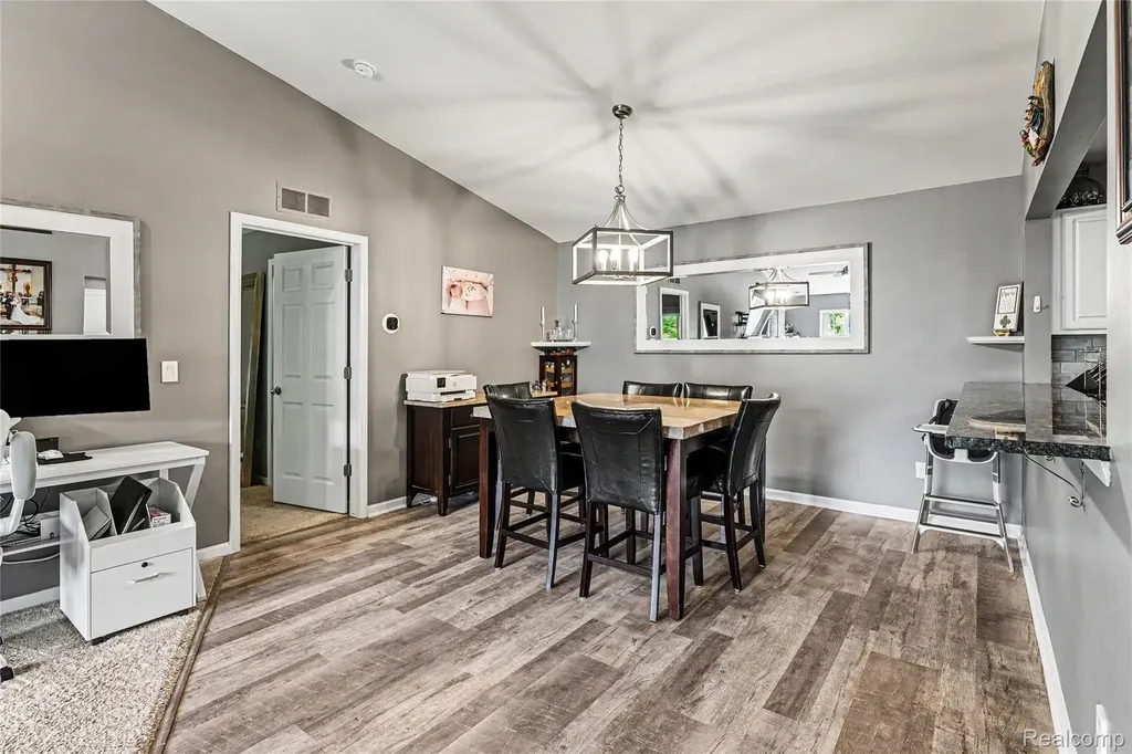 16440 Dominion Drive Macomb Township MI 48044