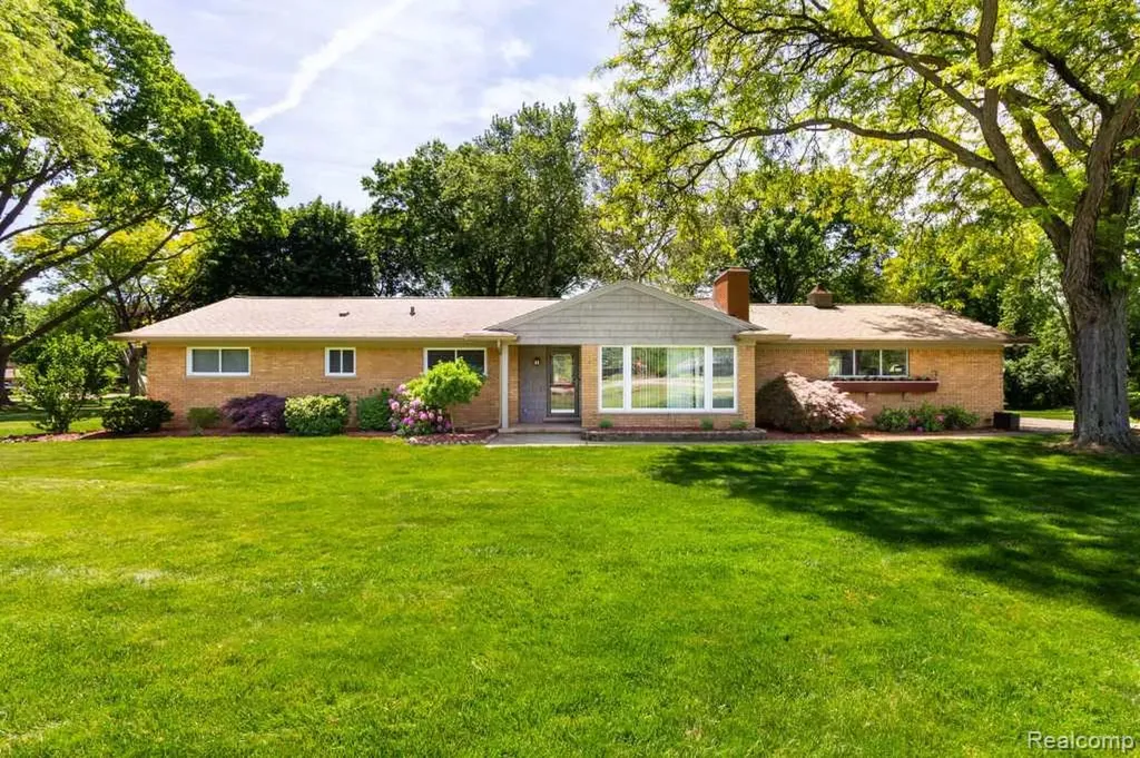 31641 Rocky Crest Farmington Hills City MI 48336