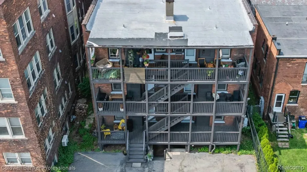 469 W Willis Street Detroit City MI 48201
