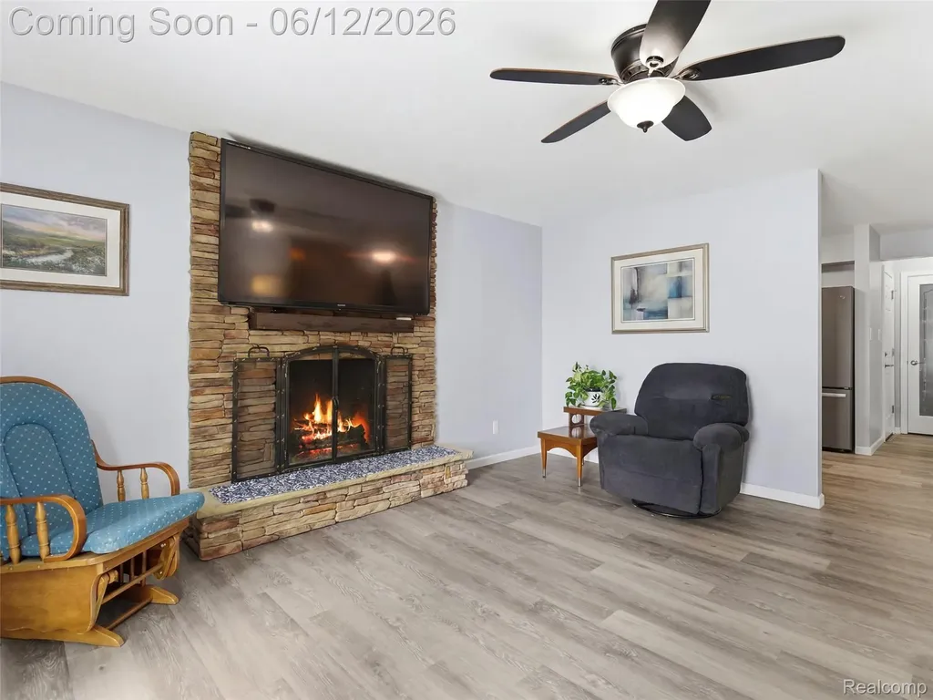 258 Lakeside Drive Howell City MI 48843